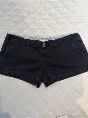 American Eagle Outfitters Black High-Waist Women's Shorts